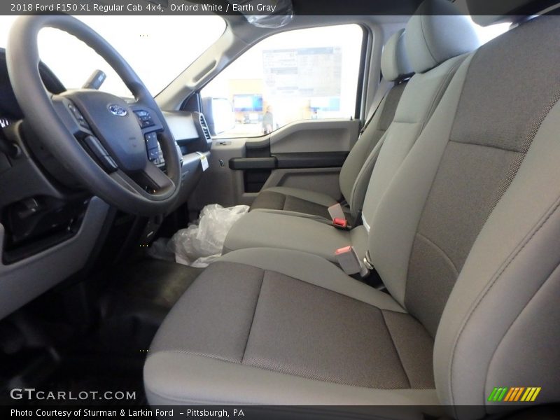 Oxford White / Earth Gray 2018 Ford F150 XL Regular Cab 4x4