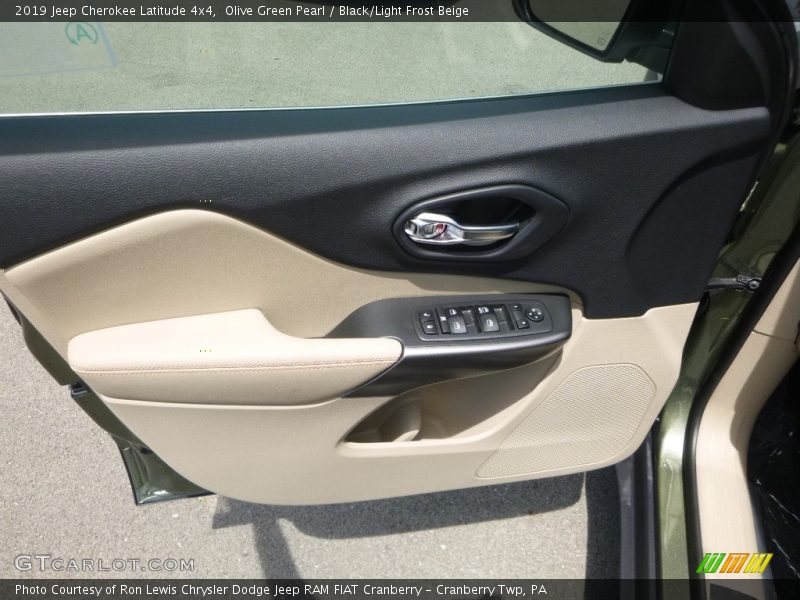 Olive Green Pearl / Black/Light Frost Beige 2019 Jeep Cherokee Latitude 4x4
