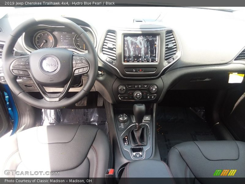 Hydro Blue Pearl / Black 2019 Jeep Cherokee Trailhawk 4x4