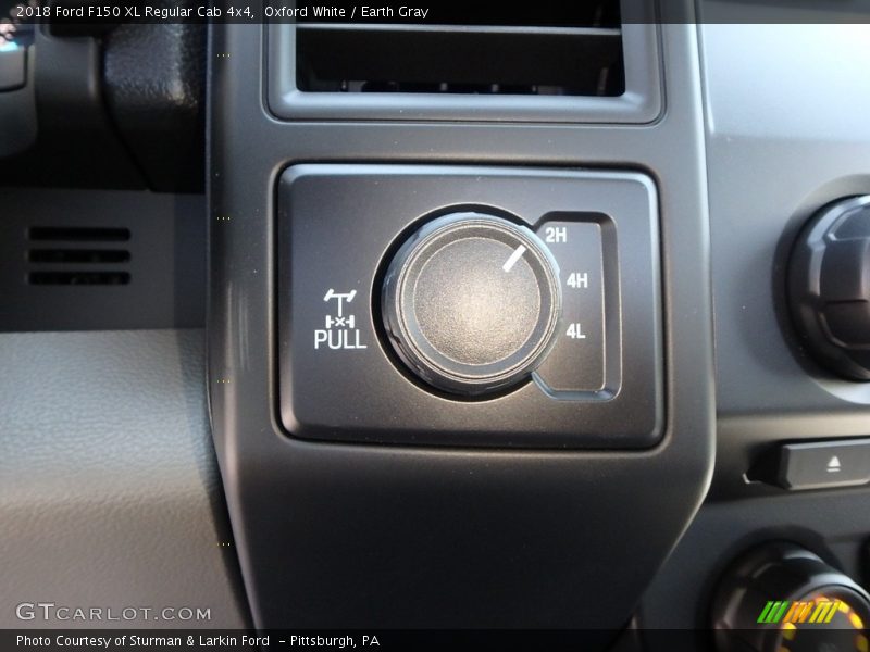 Oxford White / Earth Gray 2018 Ford F150 XL Regular Cab 4x4