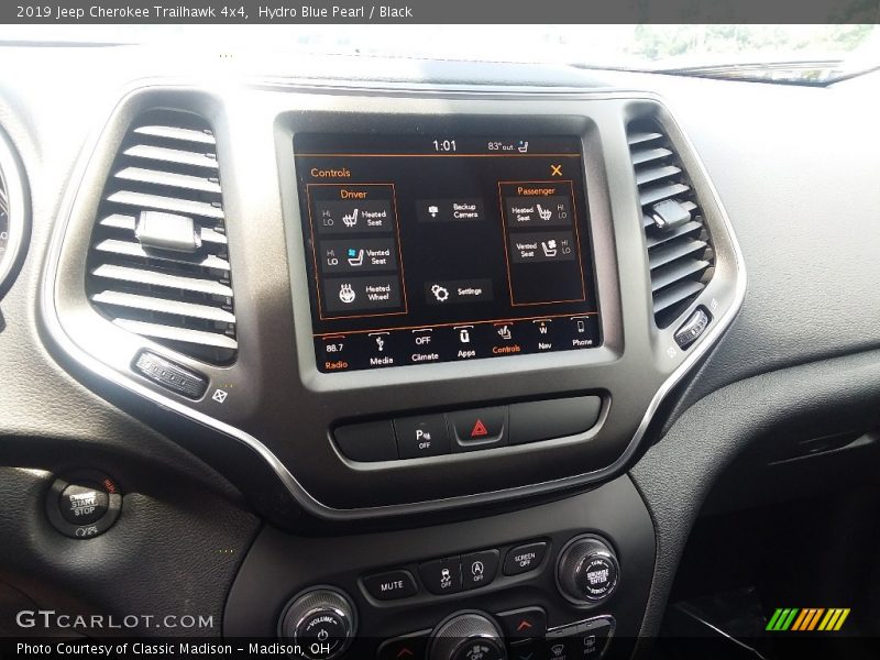 Hydro Blue Pearl / Black 2019 Jeep Cherokee Trailhawk 4x4