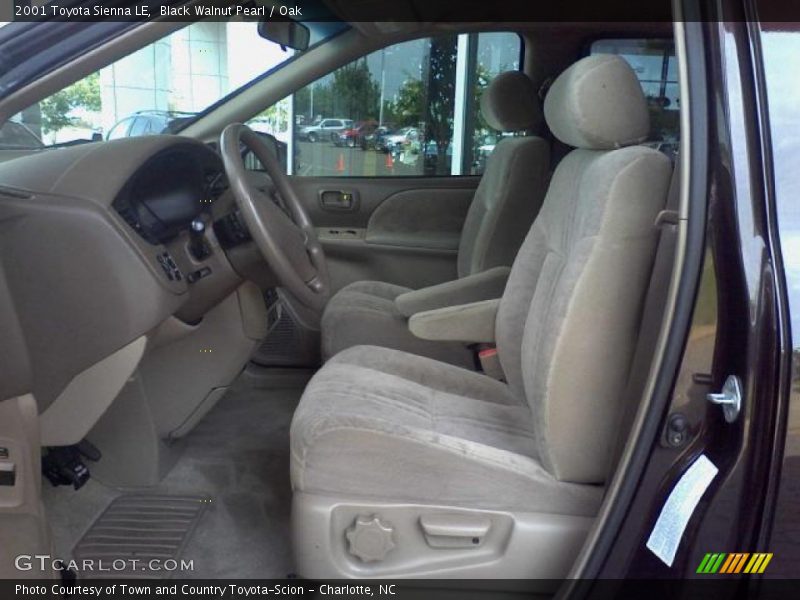 Black Walnut Pearl / Oak 2001 Toyota Sienna LE