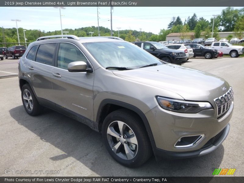 Light Brownstone Pearl / Black/Ski Grey 2019 Jeep Cherokee Limited 4x4