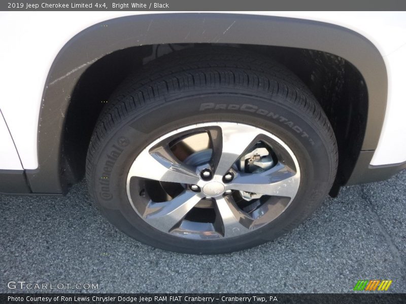 Bright White / Black 2019 Jeep Cherokee Limited 4x4