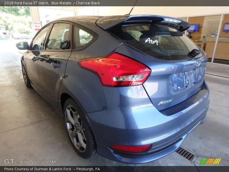 Blue Metallic / Charcoal Black 2018 Ford Focus ST Hatch