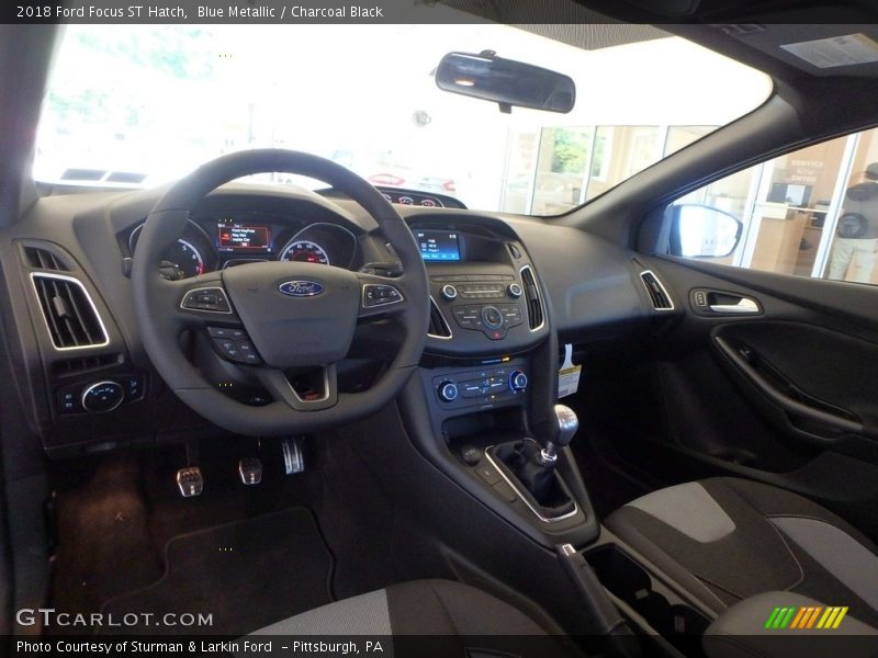 Blue Metallic / Charcoal Black 2018 Ford Focus ST Hatch