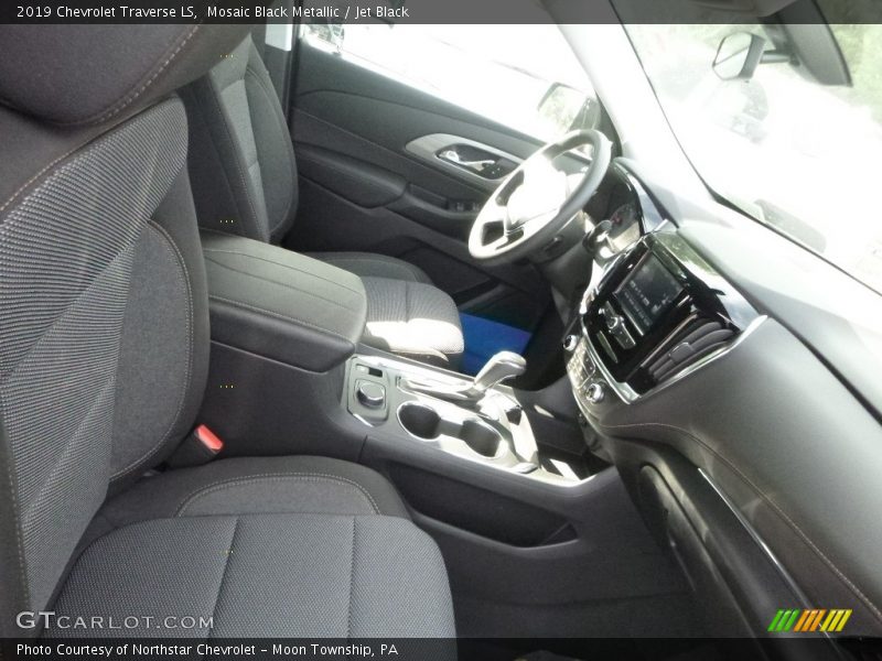 Mosaic Black Metallic / Jet Black 2019 Chevrolet Traverse LS