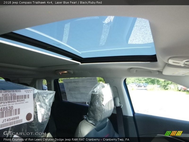 Laser Blue Pearl / Black/Ruby Red 2018 Jeep Compass Trailhawk 4x4