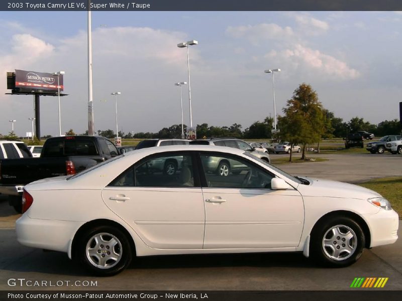 Super White / Taupe 2003 Toyota Camry LE V6