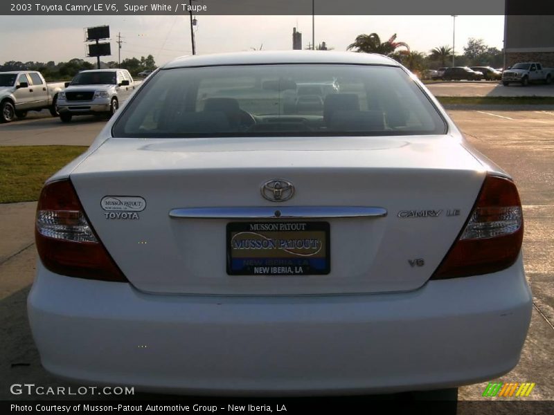Super White / Taupe 2003 Toyota Camry LE V6