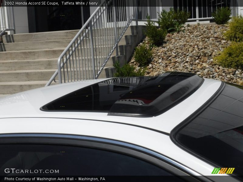 Taffeta White / Ivory 2002 Honda Accord SE Coupe