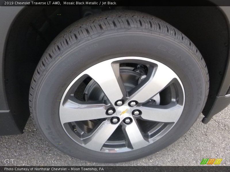 Mosaic Black Metallic / Jet Black 2019 Chevrolet Traverse LT AWD