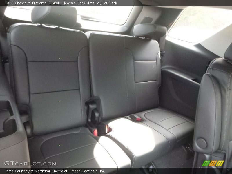 Mosaic Black Metallic / Jet Black 2019 Chevrolet Traverse LT AWD