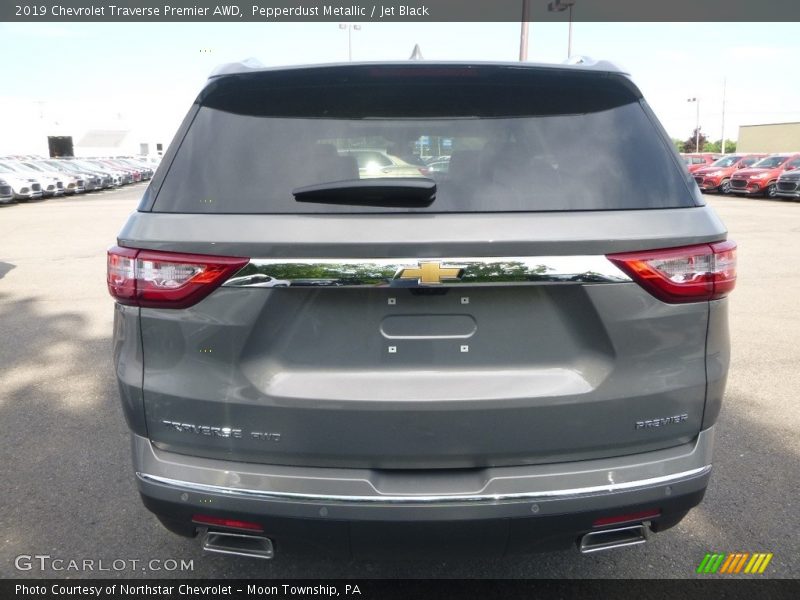 Pepperdust Metallic / Jet Black 2019 Chevrolet Traverse Premier AWD