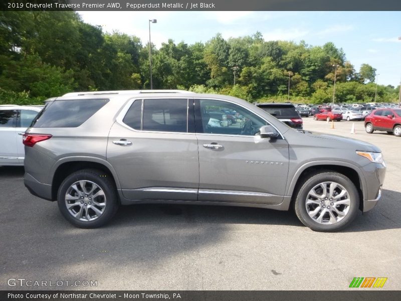 Pepperdust Metallic / Jet Black 2019 Chevrolet Traverse Premier AWD