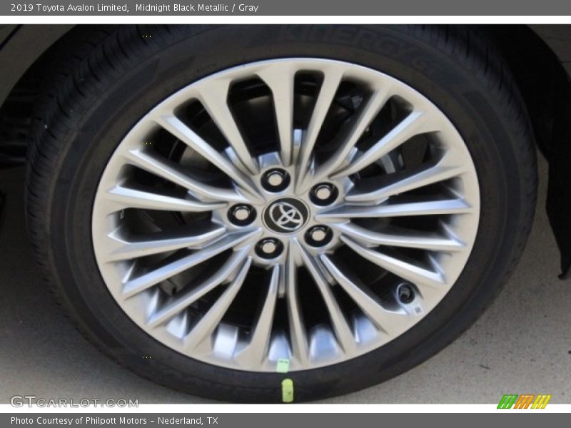Midnight Black Metallic / Gray 2019 Toyota Avalon Limited