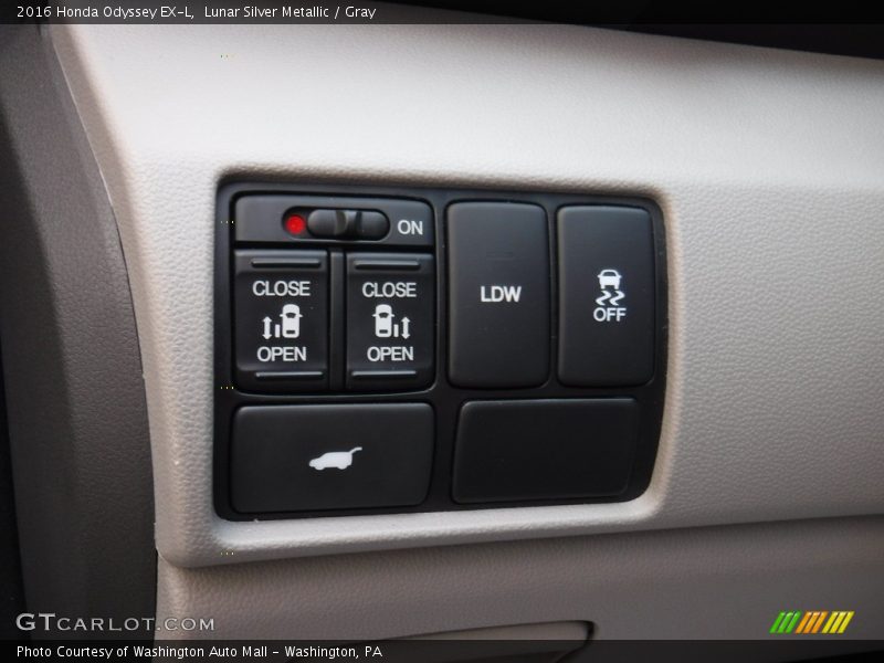 Lunar Silver Metallic / Gray 2016 Honda Odyssey EX-L
