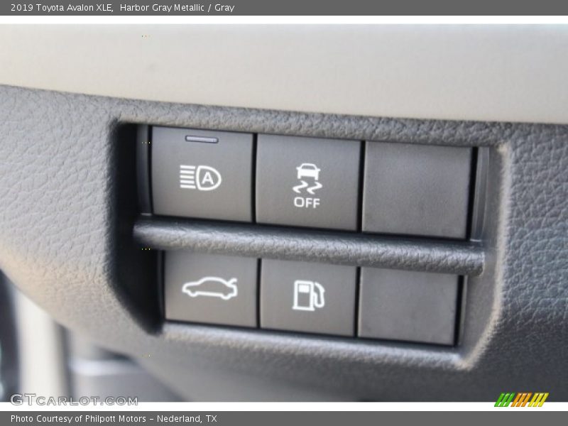 Harbor Gray Metallic / Gray 2019 Toyota Avalon XLE