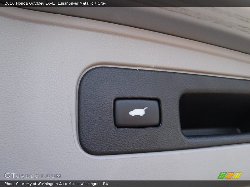 Lunar Silver Metallic / Gray 2016 Honda Odyssey EX-L