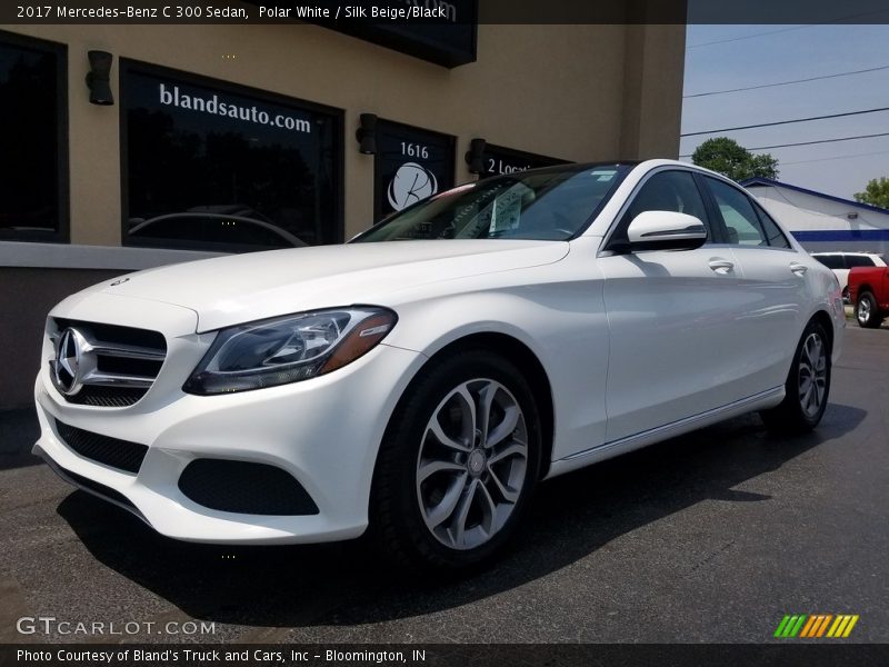 Polar White / Silk Beige/Black 2017 Mercedes-Benz C 300 Sedan