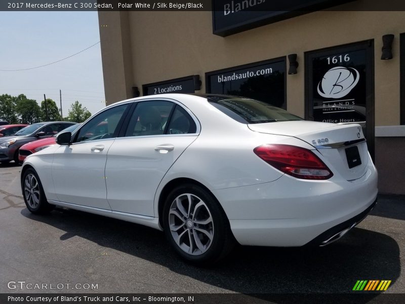 Polar White / Silk Beige/Black 2017 Mercedes-Benz C 300 Sedan