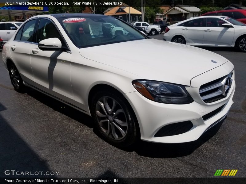 Polar White / Silk Beige/Black 2017 Mercedes-Benz C 300 Sedan