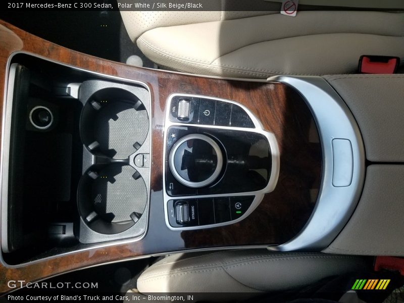 Polar White / Silk Beige/Black 2017 Mercedes-Benz C 300 Sedan