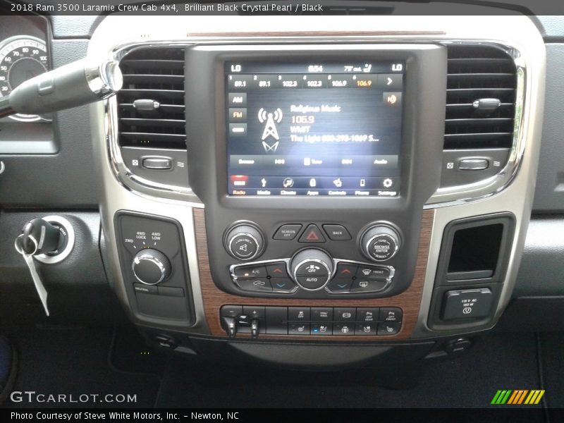 Controls of 2018 3500 Laramie Crew Cab 4x4
