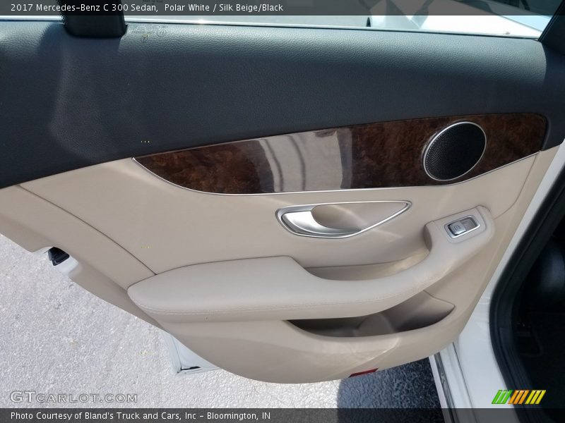 Polar White / Silk Beige/Black 2017 Mercedes-Benz C 300 Sedan