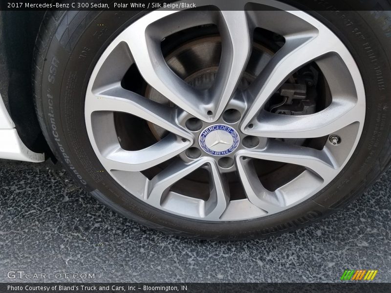 Polar White / Silk Beige/Black 2017 Mercedes-Benz C 300 Sedan