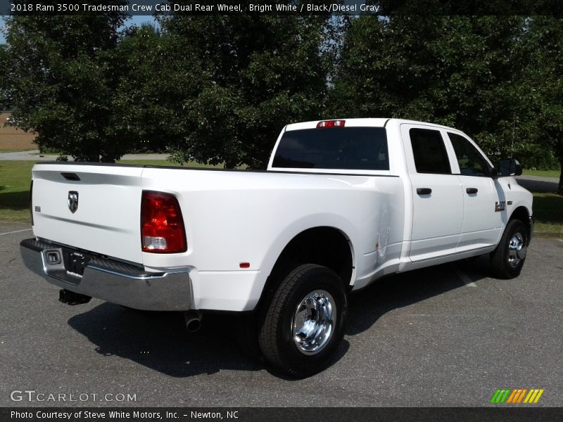 Bright White / Black/Diesel Gray 2018 Ram 3500 Tradesman Crew Cab Dual Rear Wheel