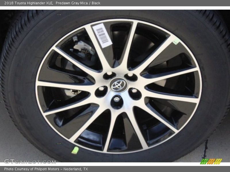 Predawn Gray Mica / Black 2018 Toyota Highlander XLE