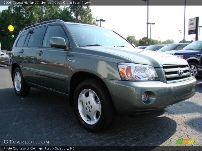 Oasis Green Pearl / Ivory 2005 Toyota Highlander Limited