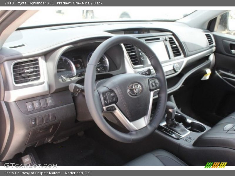 Predawn Gray Mica / Black 2018 Toyota Highlander XLE
