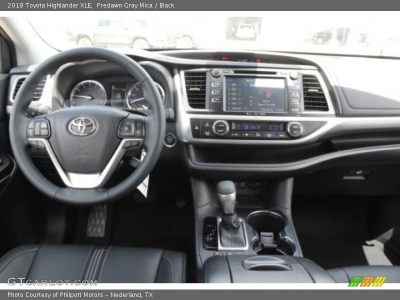 Predawn Gray Mica / Black 2018 Toyota Highlander XLE