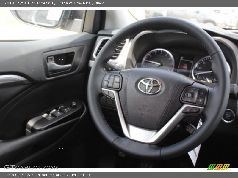 Predawn Gray Mica / Black 2018 Toyota Highlander XLE