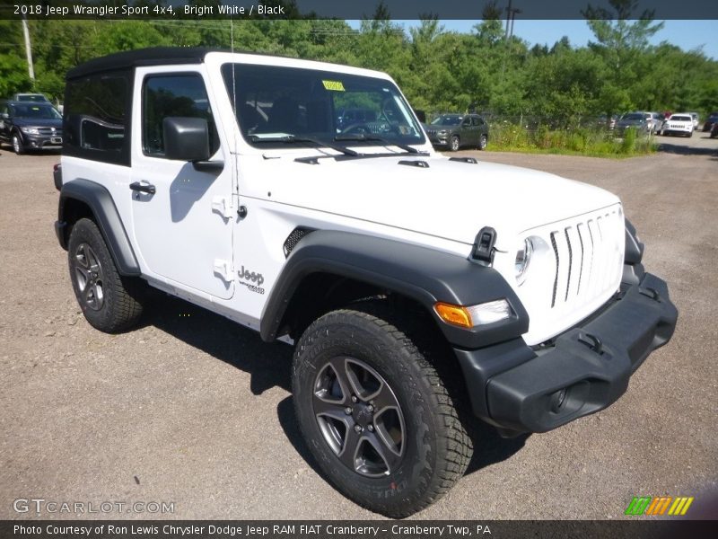 Bright White / Black 2018 Jeep Wrangler Sport 4x4