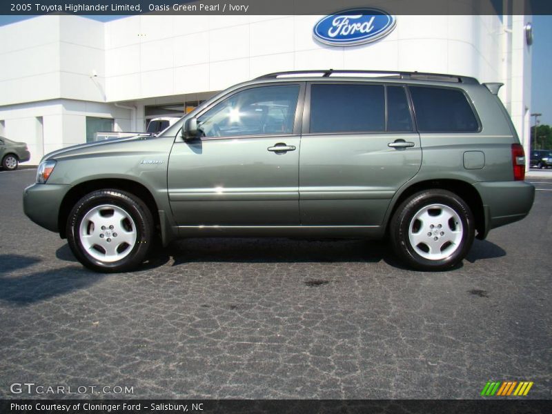 Oasis Green Pearl / Ivory 2005 Toyota Highlander Limited