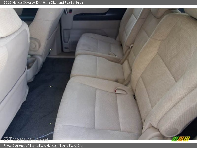 White Diamond Pearl / Beige 2016 Honda Odyssey EX