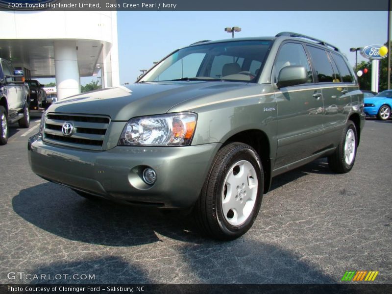 Oasis Green Pearl / Ivory 2005 Toyota Highlander Limited