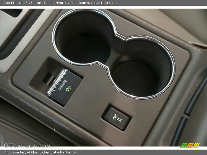 Light Tundra Metallic / Dark Stone/Medium Light Stone 2004 Lincoln LS V6