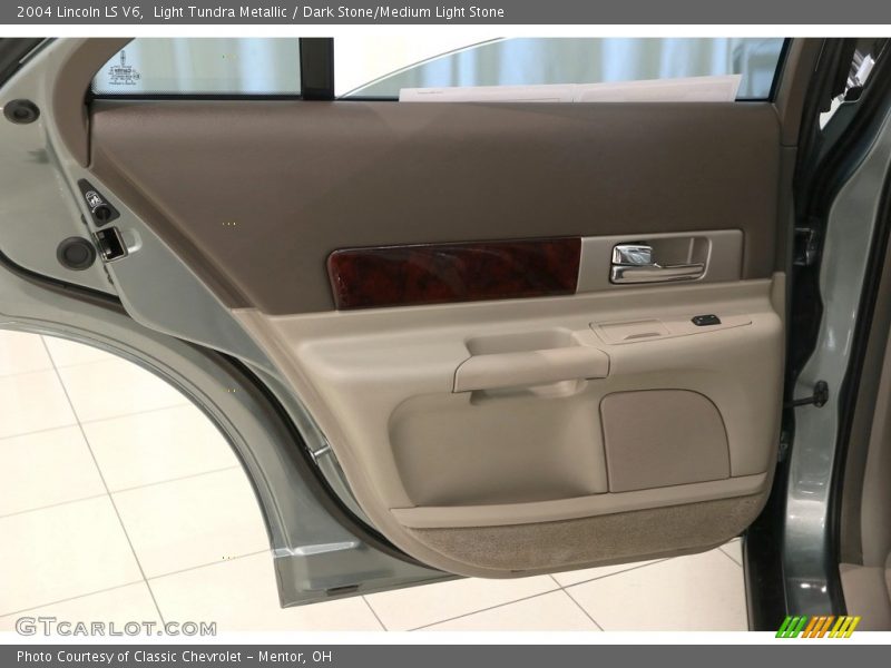 Light Tundra Metallic / Dark Stone/Medium Light Stone 2004 Lincoln LS V6