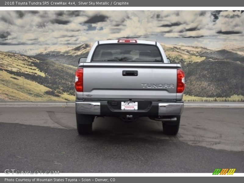 Silver Sky Metallic / Graphite 2018 Toyota Tundra SR5 CrewMax 4x4