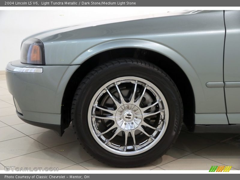 Light Tundra Metallic / Dark Stone/Medium Light Stone 2004 Lincoln LS V6