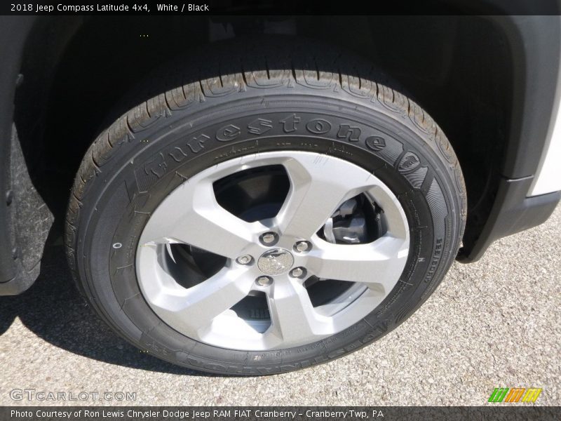 White / Black 2018 Jeep Compass Latitude 4x4