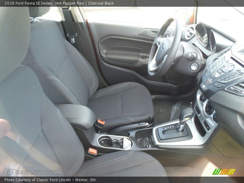 Hot Pepper Red / Charcoal Black 2018 Ford Fiesta SE Sedan
