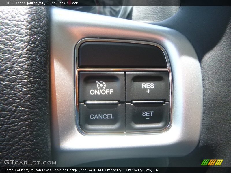 Pitch Black / Black 2018 Dodge Journey SE