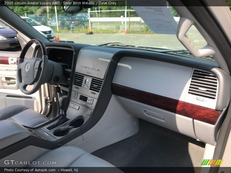 Silver Birch Metallic / Dove Grey 2005 Lincoln Aviator Luxury AWD