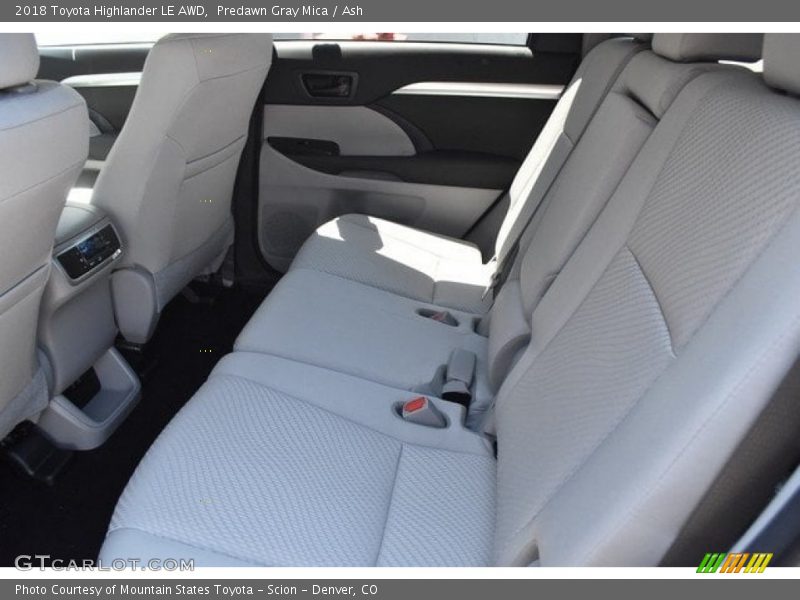 Predawn Gray Mica / Ash 2018 Toyota Highlander LE AWD