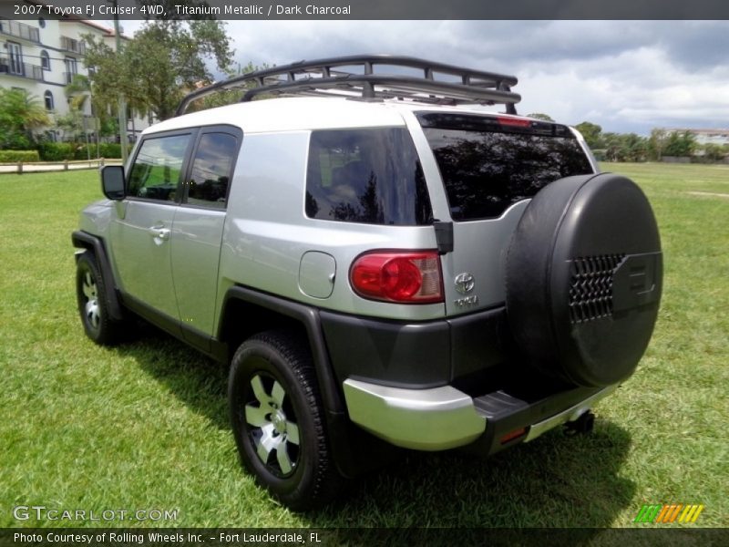 Titanium Metallic / Dark Charcoal 2007 Toyota FJ Cruiser 4WD